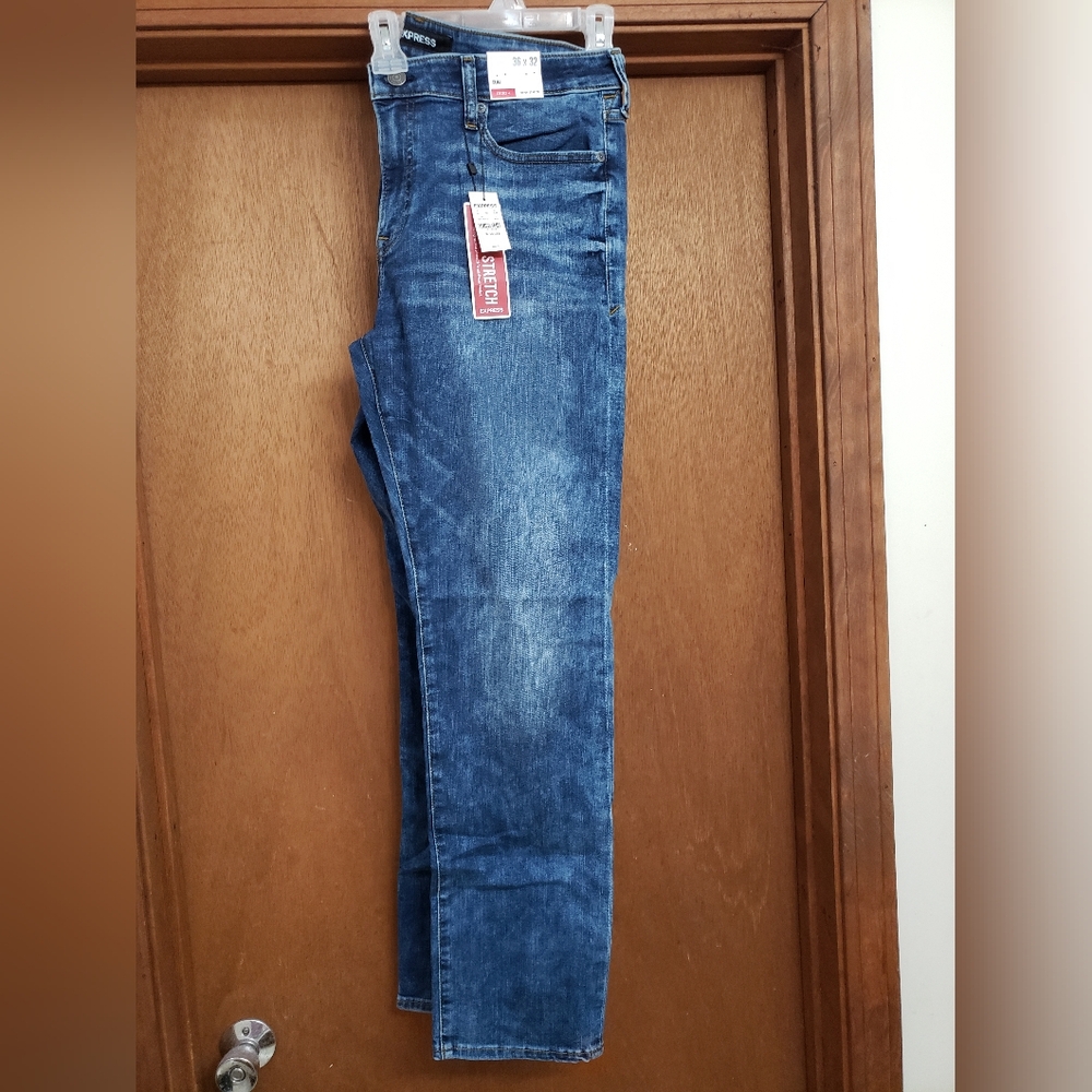 Express jeans, Men's size 36x32, Dark acid wash blue